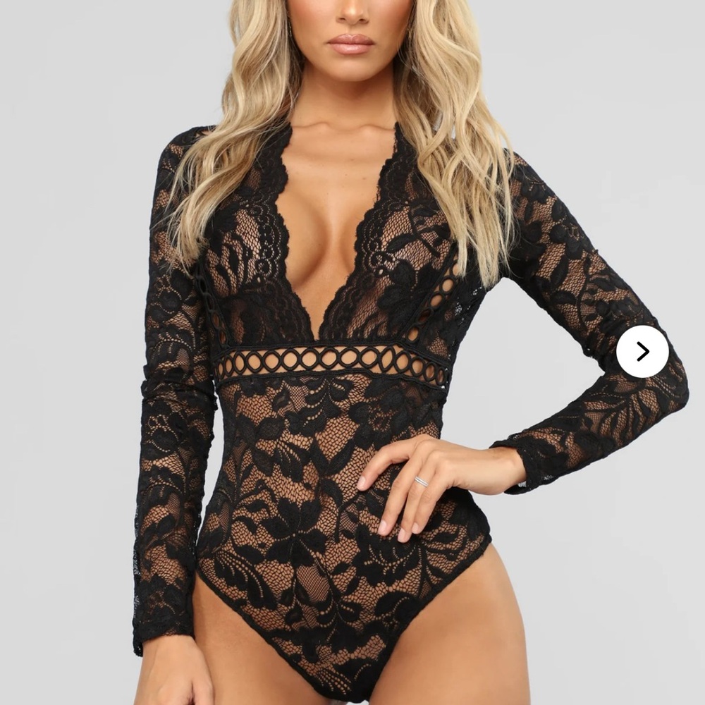 Fashion Nova Black Lace Long Sleeve Bodysuit